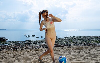 Kitsune Liss in Life is a beach from 
