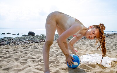 Kitsune Liss in Life is a beach from 
