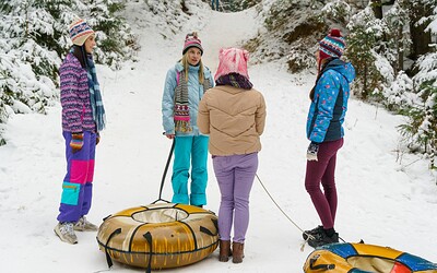 Eva Tender and Lisa Nixon in Snow bunnies 4 from 
