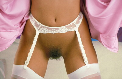 Raquel Darian in from