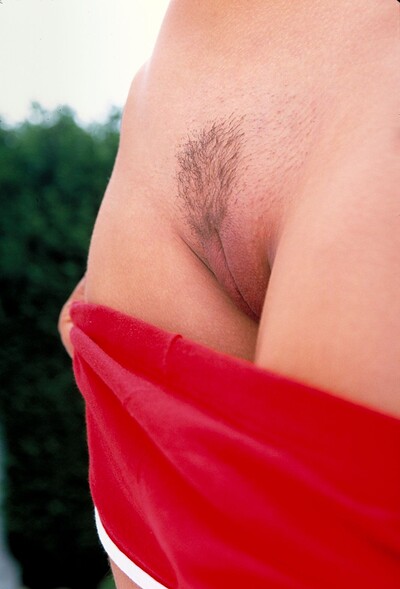Crystal Klein in set