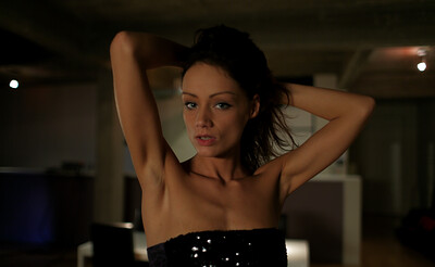 Sophie Lynx in The Hitman from 