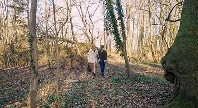 Joy Latoya and Roy Toyboy in Stiekem avontuurtje in het bos from