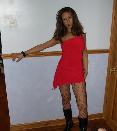 Anais Aphrodite in Tight Indian babe clad in fishnets from 