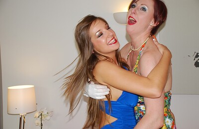 Lara Latex and Cate Harrington in I am on the prowl for couples from 