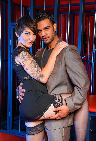 Adreena Winters and Nick O'Salas in Kinky milf from 