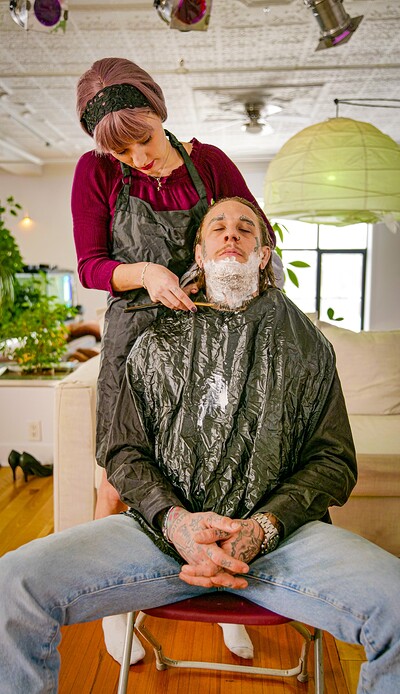 Loona Winchester in Loona Winchester the hairdresser from 