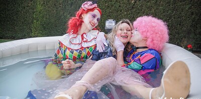 Lenina Crowne and Karina King in Gotcha! part 2 from 