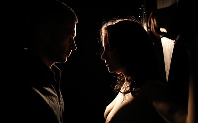 Anna de Ville and John Price in Retaliation 3 from