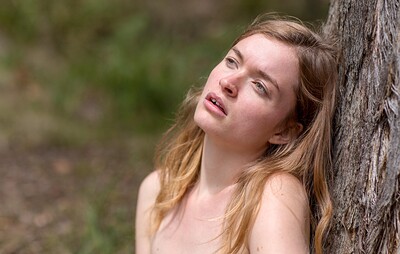 Chloe B and Kim Cums in Outdoor fun from 
