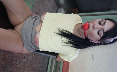 Sarah Simons in Sarah simons from 