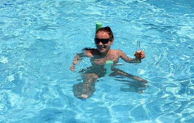 Mea Melone and Amirah Adara in Fun by the pool from 