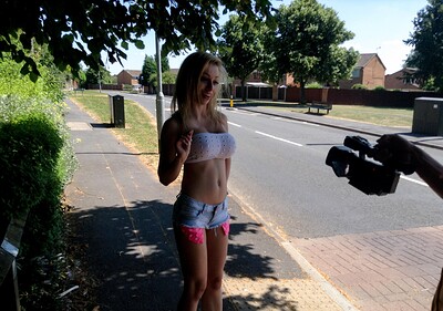 Chessie Kay in from