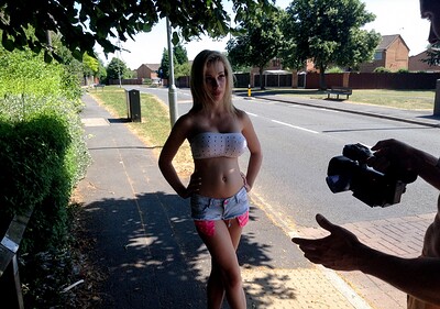 Chessie Kay in from