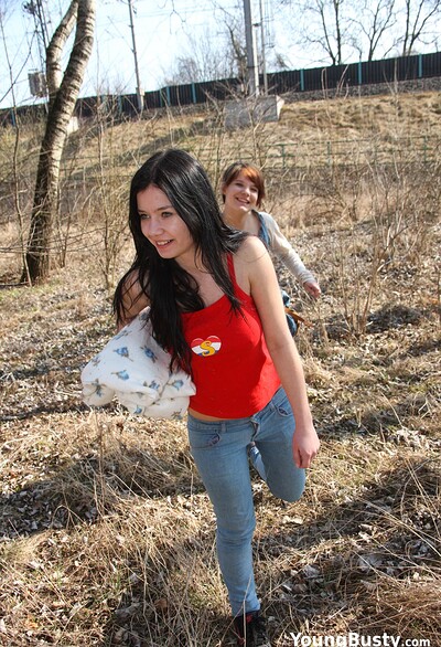Sandra and Jaqueline D in  from 