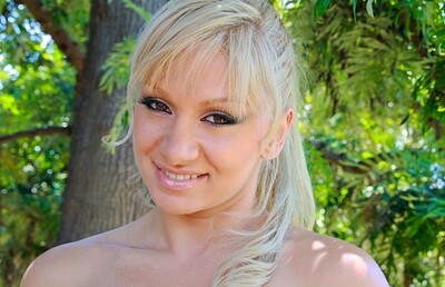 Lea Lexis in Stretch Class #09, Scene #05 from 