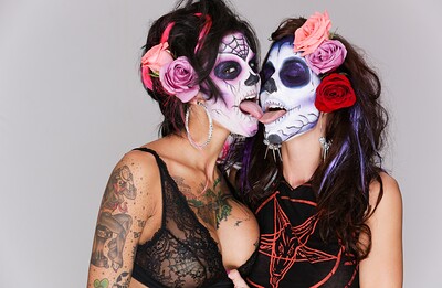 Gia DiMarco and Bonnie Rotten in BTS-Obedience School from 