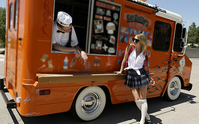 Carmen Callaway in Ice Cream Thief - S2:E3 from 