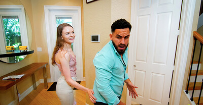 Jessae Rosae and Peter Green in Just Me And My Step Sis - S15:E10 from 