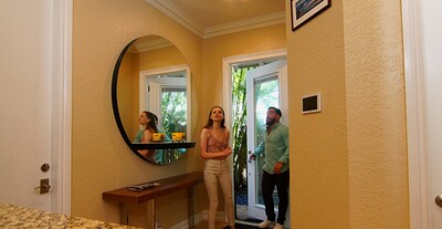 Jessae Rosae and Peter Green in Just Me And My Step Sis - S15:E10 from 