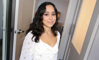 Dania Vega and Tony in My Step Sisters The Boss - S16:E8 from 