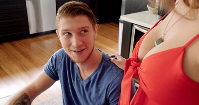 Anya Olsen and Krissy Lynn in Moms Valentines Day Fun - S12:E5 from