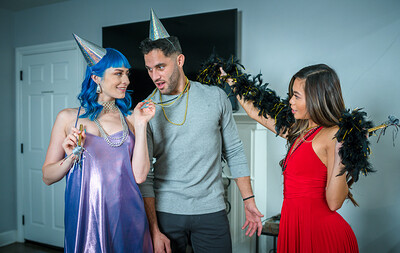 Damon Dice and Jewelz Blu in New Years Eve With My Step Family - S17:E2 from 