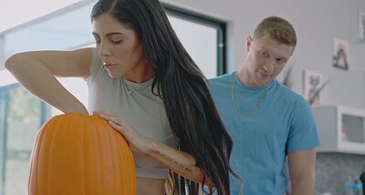 Lily Larimar and Oliver Flynn in Free Use For Halloween - S27:E1 from