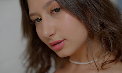 Leo Dee and Lola Bredly in Its All For You - S17:E7 from