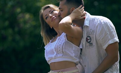 Antonio Suleiman and Vera Wonder in Cant Wait - S25:E12 from 