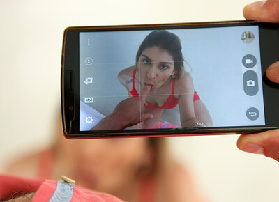 Murgur and Viviana in Love To Tease - S33:E16 from 