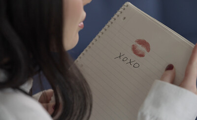 Damon Dice and Evelyn Claire in Extra Credit - S40:E21 from
