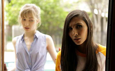 Kyle Mason and Mackenzie Moss in Varchie Along Came Betty - S2:E2 from 