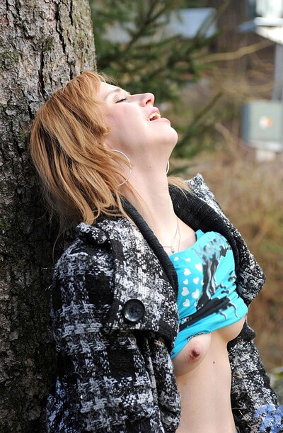 Deina in Outdoor teen from 