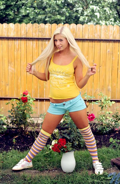 Candy Blond in Garden touches from 