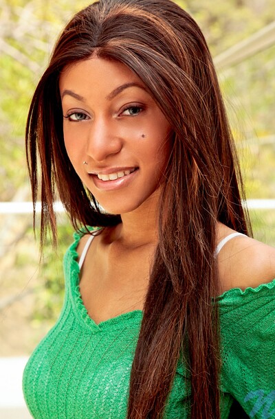 Nadia Pariss in Outdoor pleasure from 