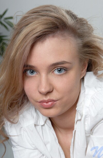 Chloe Blue in Wet dreams from 