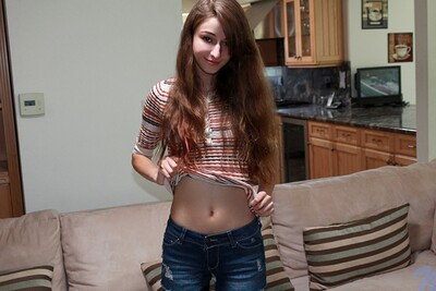 Willow Hayes in Sexy selfies from