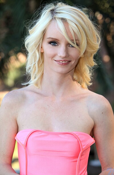 Sammie Daniels in Behind The Scenes from