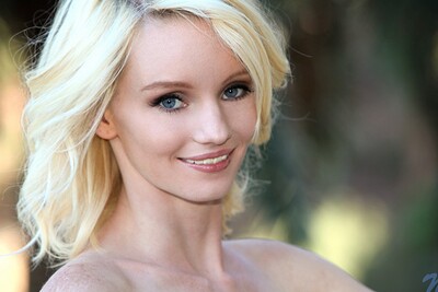 Sammie Daniels in Behind The Scenes from