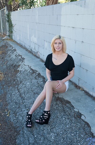 Cindy Lou in Outdoor Show from