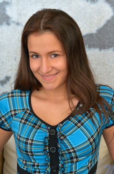 Cindy Melody in Take It Off from