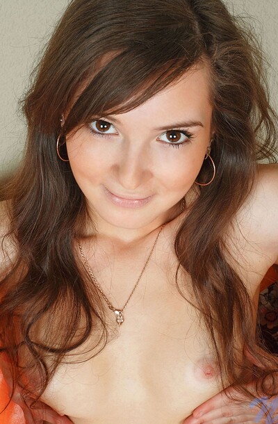 Carey in Fingerhole from 