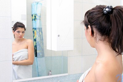 Macy in Bathroomvibe from 