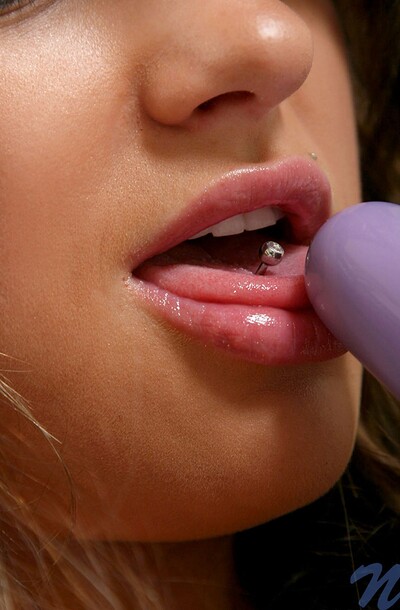 Carmin in Purplevibrator from 