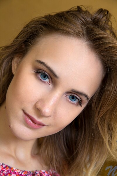Linny in Beautiful Blonde from
