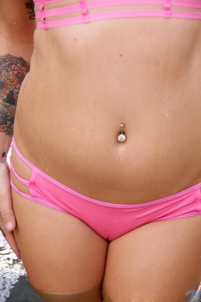 Carmen Callaway in Sexy Bikini Babe from