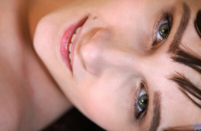 Stasya Stovne in from