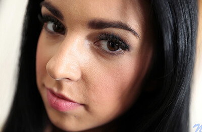 Foxii Black in Czech Beauty from
