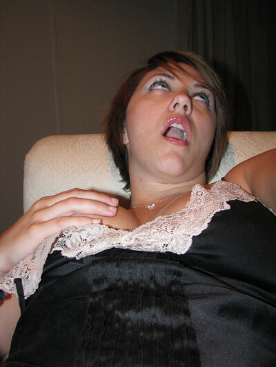 Amber D in Naked BBW Lady from 